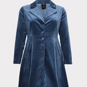 Torrid Disney Cinderella embroidered blue velvet fit and flare coat sz 3 NWOT